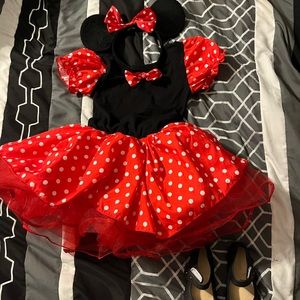 Minnie Mouse Costume Sixe 2-4T w shoes size 7